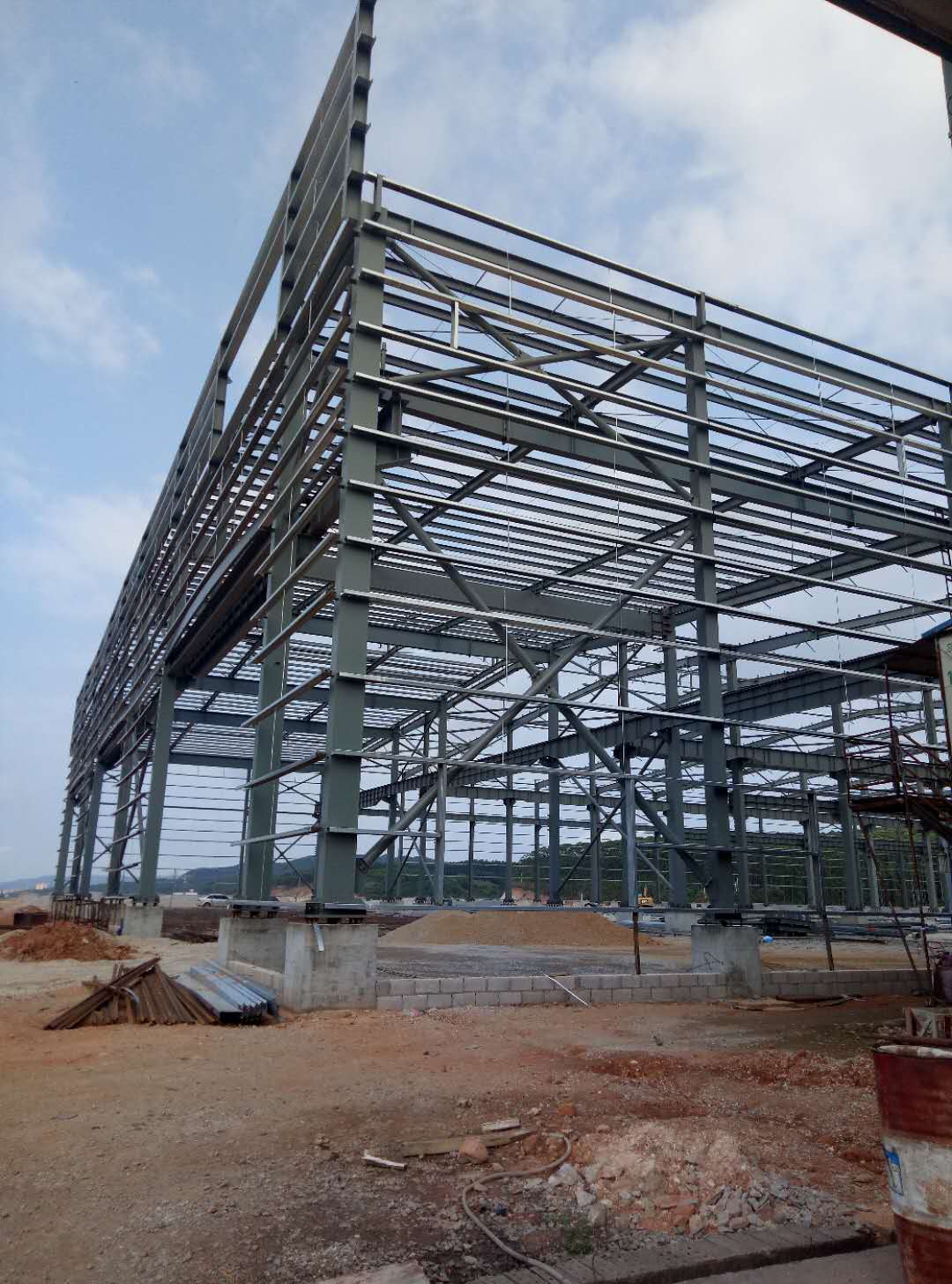 广西丰源钢结构有限公司B厂房建成投产